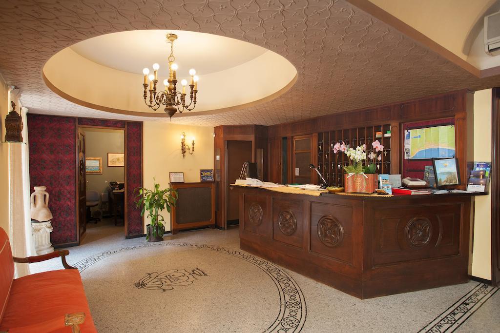 Hotel Splendid Mare Laigueglia Exterior photo