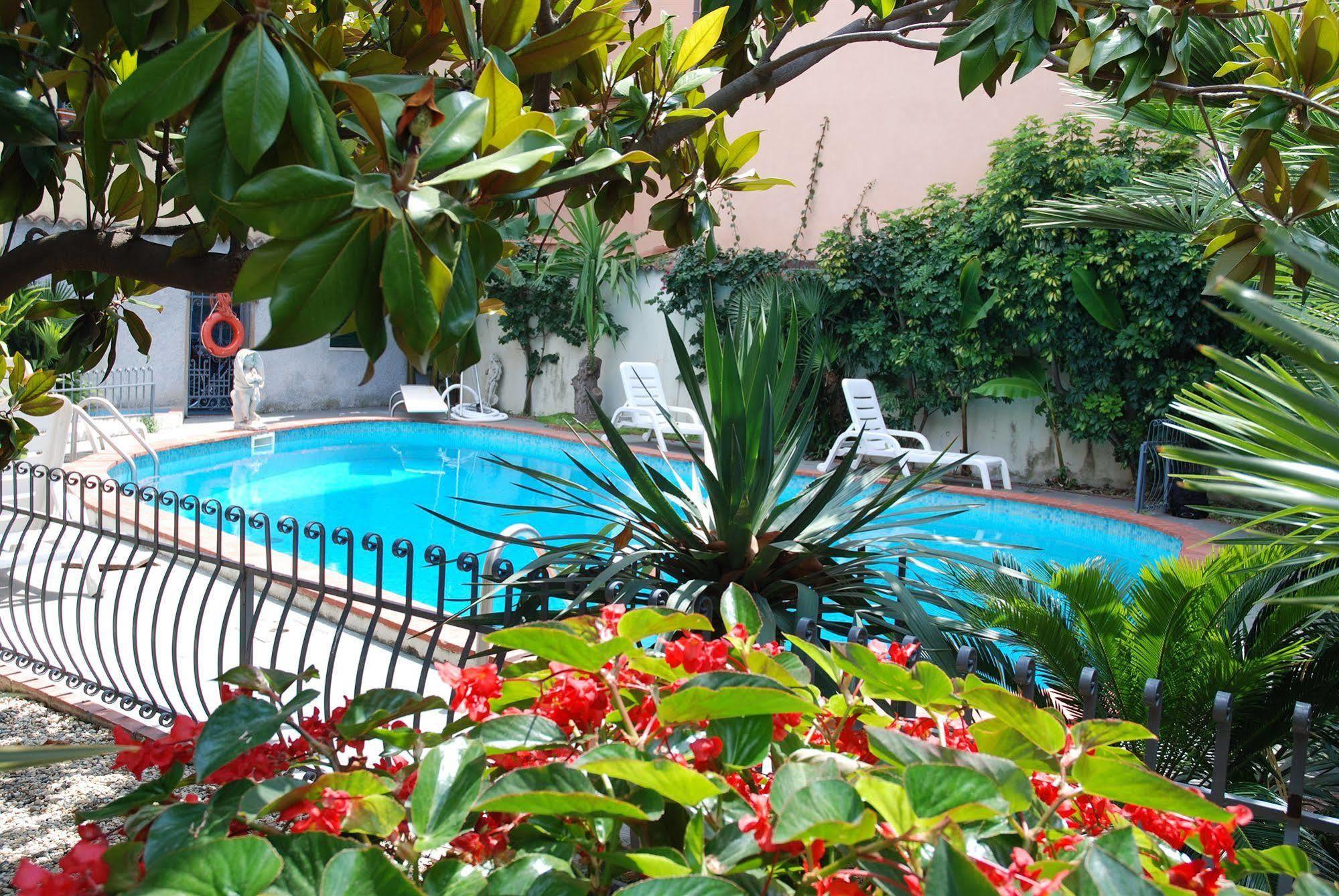 Hotel Splendid Mare Laigueglia Exterior photo